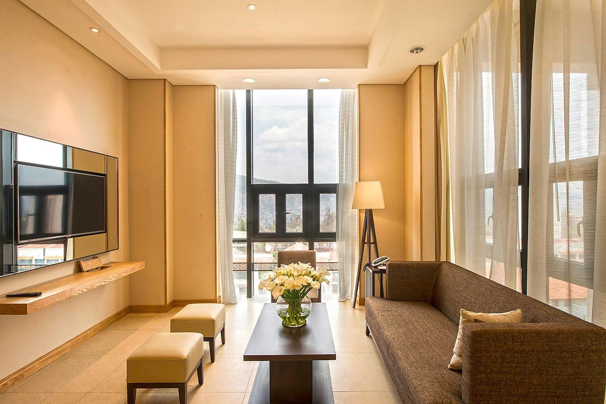 Kigali Marriott Hotel Buitenkant foto